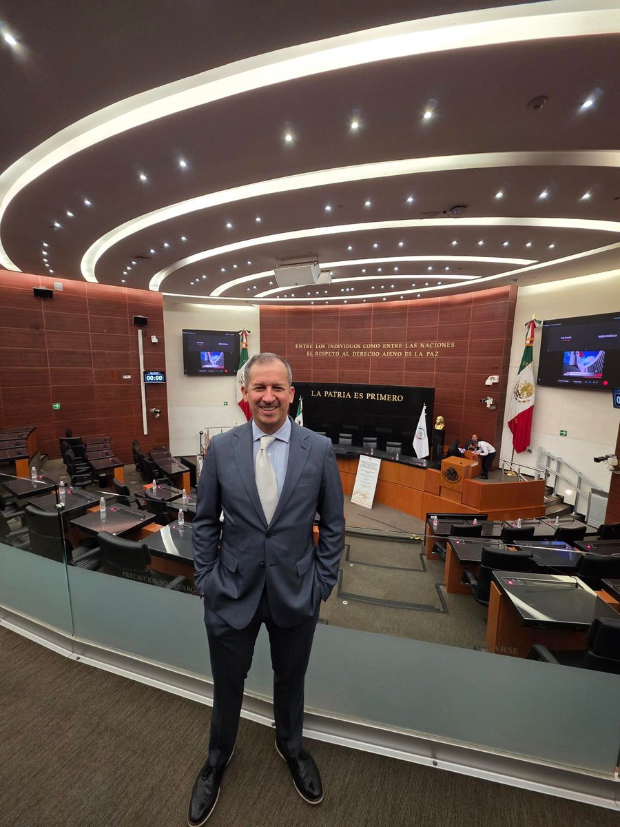 BGBGlaw's tweet photo. Carlos A. Bello, socio de bgbg, participará hoy 13 de mayo en el primer conversatorio “Políticas de Telecomunicaciones y Radiodifusión”, organizado por el Senado de la República como parte del análisis de la iniciativa de ley en la materia. https://t.co/YYbfa1qxz4