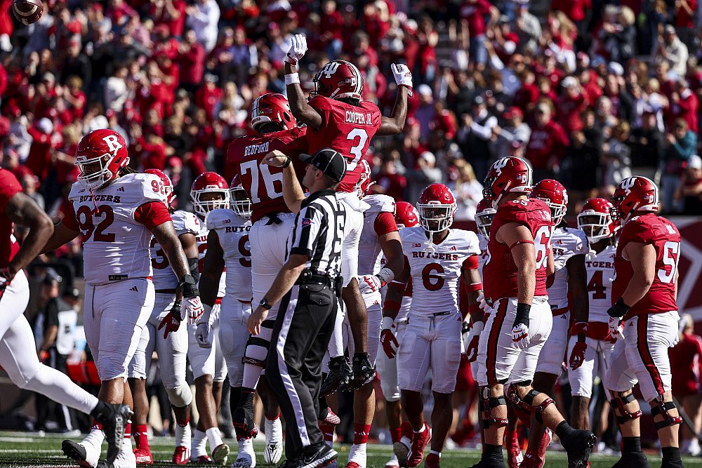 Amarri Irvin (@amarriirvin1) on Twitter photo Extremely blessed to be Re-offered from Indiana University!!❤️🤍 #APTTMH <a href="/Coach_PatKuntz/">Coach Pat Kuntz</a>
<a href="/ChadSimmons_/">ChadSimmons</a>
<a href="/TomLoy247/">Tom Loy</a>
<a href="/JohnGarcia_Jr/">John Garcia, Jr.</a> Extremely blessed to be Re-offered from Indiana University!!❤️🤍 #APTTMH <a href="/Coach_PatKuntz/">Coach Pat Kuntz</a>
<a href="/ChadSimmons_/">ChadSimmons</a>
<a href="/TomLoy247/">Tom Loy</a>
<a href="/JohnGarcia_Jr/">John Garcia, Jr.</a>