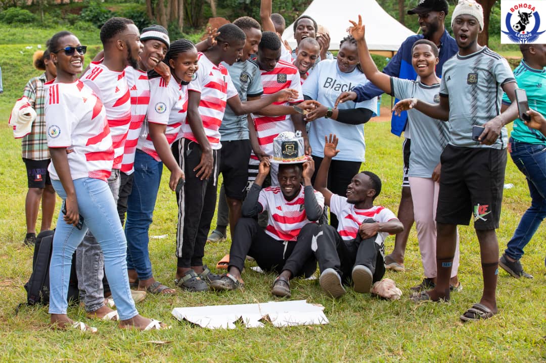 As Chwezi FC, it's more than just football, it's family. We train together, we fight together and we win together. Every step, every goal, every moment – we do it as one. That's the Chwezi way. ✍️💯 #BohosaLeagueSnI