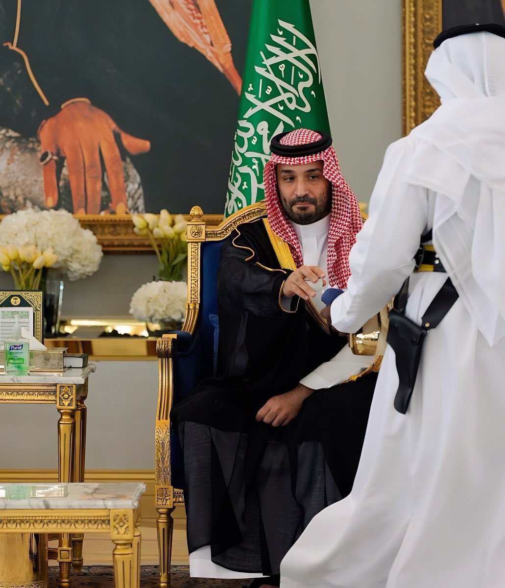 #محمد_بن_سلمان_ينتصر_لسوريا

السعودية عمود التوازن ومركز ثقل العلاقات الدولية للعالم بقيادة العراب #زعيم_الشرق_الاوسط  🇸🇦💪🏻