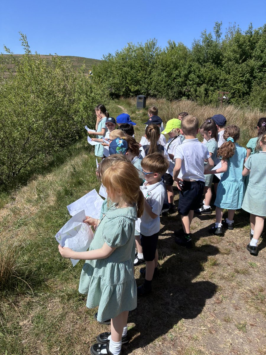 BelmontCP's tweet image. Today ks1 had a glorious geography walk- using the maps they created. #belmontgeography #fieldwork #mapskills