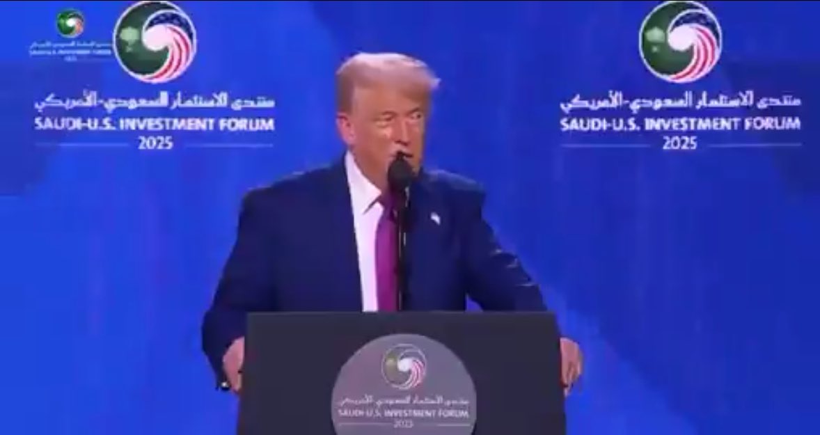 عاجل 
ترامب ومن المملكة العربية السعودية:

"الطريقة التي يتم التعامل بها مع السكان في غزة لا مثيل لها ، وشعب غزة يستحق حياة أفضل ، وسأكون ملتزم بمواصلة العمل حتى تتوقف الحرب على غزة"
