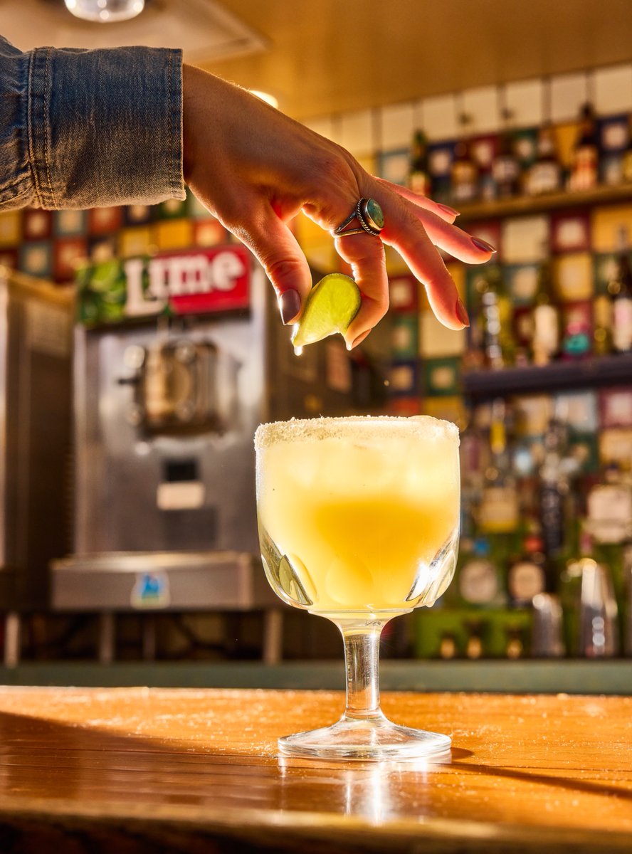 Happy World Cocktail Day! 

Raise a glass and tell us your FAVE Chuy's cocktail 🍹 And go...