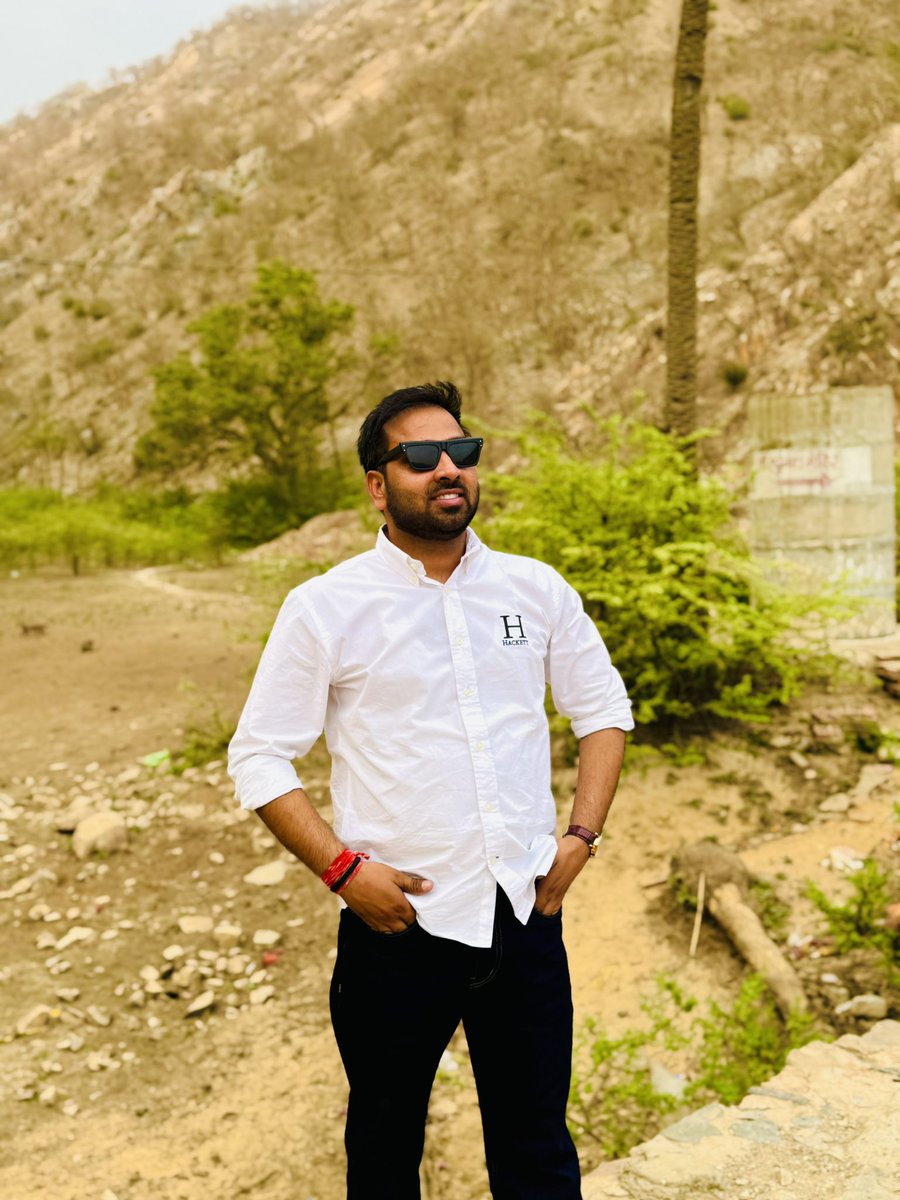 शांत बने रहो जब तक, 
तुम्हारा सही वक्त नहीं आ जाता !

#SanjayChechi #ABVP #abvp