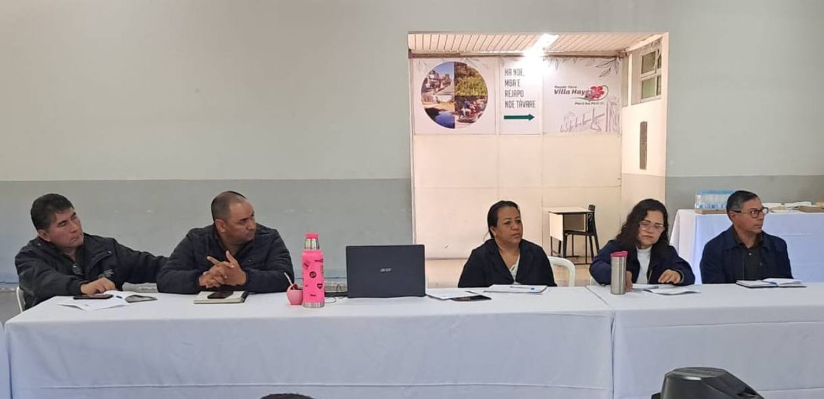 El INDI participó de una reunión interinstitucional con representantes de la CLIBCh en Villa Hayes, para dar seguimiento a temas prioritarios prioritarios de sus comunidades. Se acordó la conformación de mesas técnicas para avanzar en soluciones concretas.
indi.gov.py/index.php/noti…