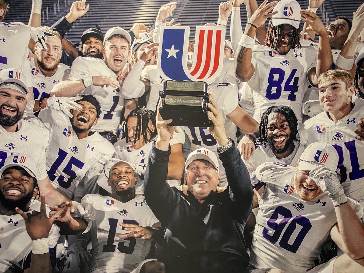 A new canvas greets you walking into the <a href="/ACUFootball/">ACU Football</a> coaches offices at Wildcat Stadium.

A great memory of a great season!