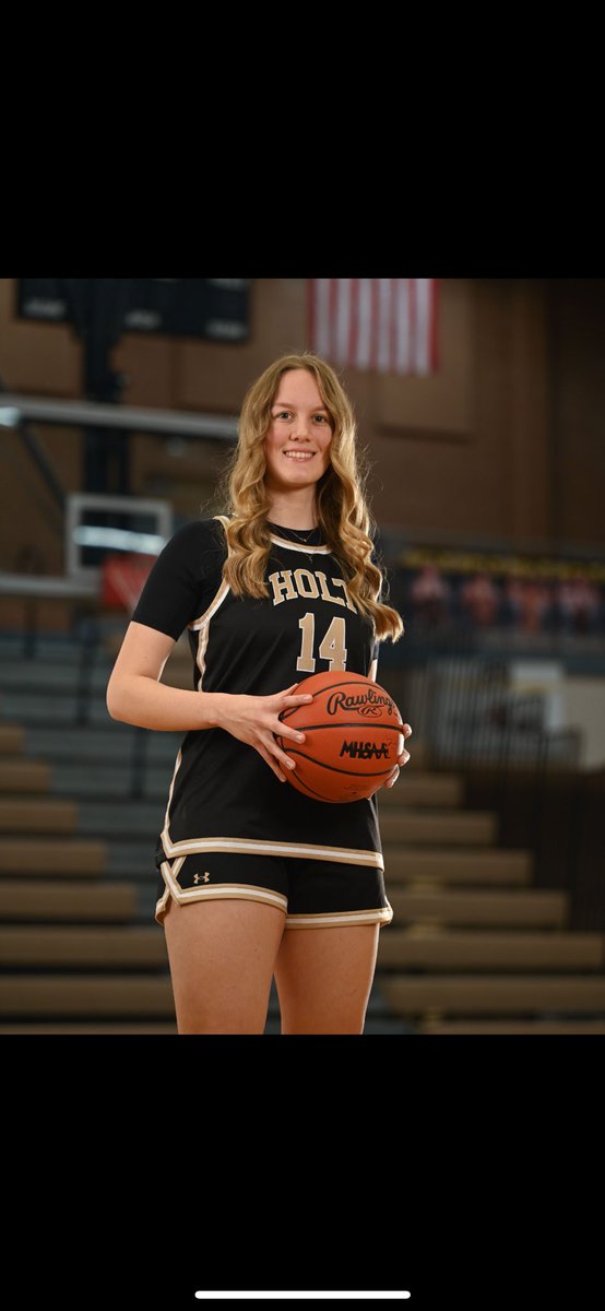 2025 Recruiting class

Genevieve Nagel - Holt H.S.

“I chose Kalamazoo College bc of the coaches &amp; team, school community, &amp; learning &amp; athletic opportunities. I was blown away by how welcoming the whole coaching staff &amp; team were to me, i immediately felt apart of their family.”