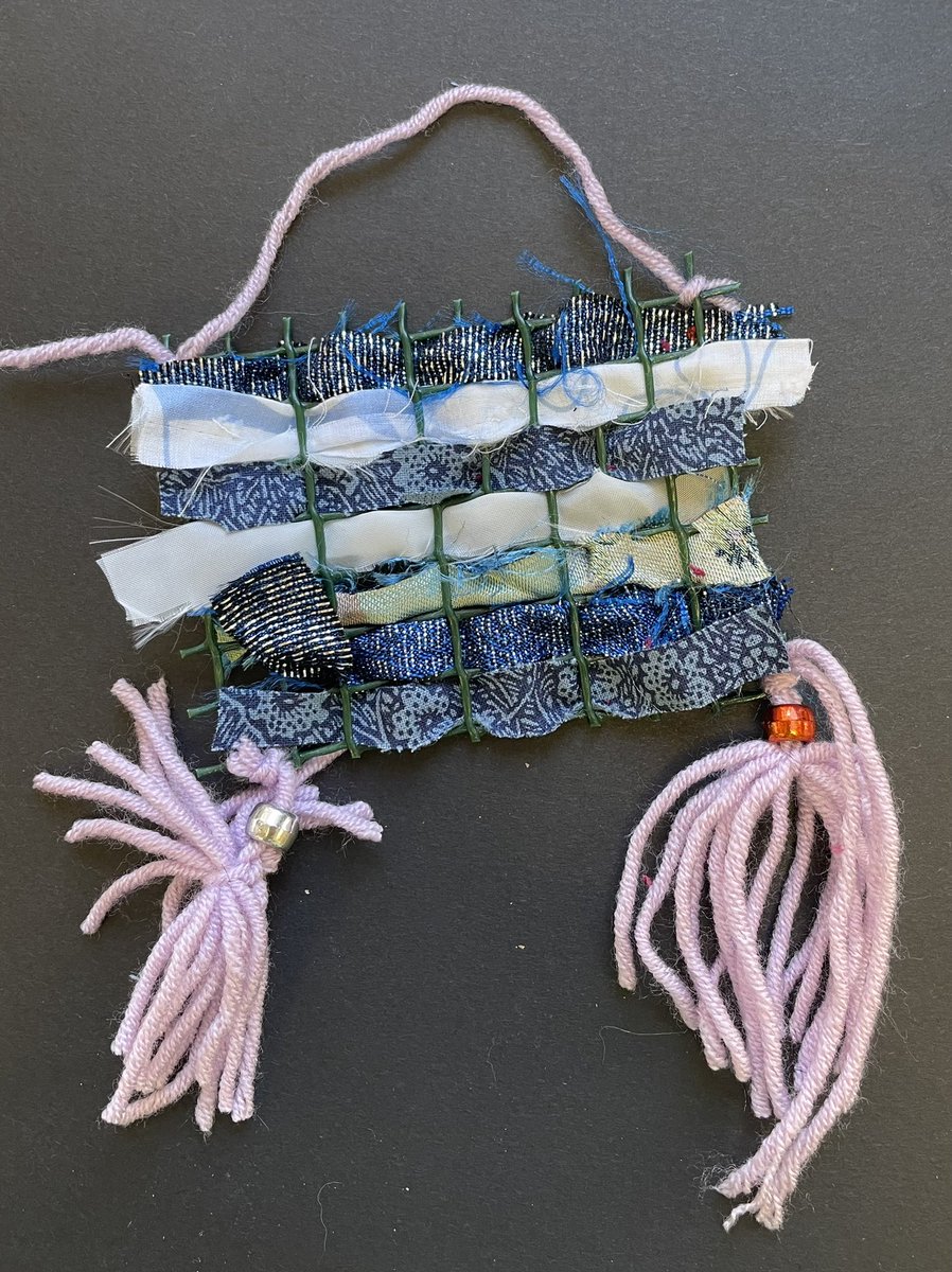 makeplaycreate's tweet image. Back for another programme of after school creativity at Shipston Primary.
Theme this term …
Reuse Recycle Create
This week ….weaving using old garden netting, fabric scraps and wool.
@ShipstonHead 
@stourfederation