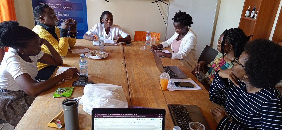Ndabahub1's tweet photo. Boosting M&SME growth!
Since 2023, we've supported over 300 entrepreneurs with strategic partnerships like @SHONAGroup, unlocking access to crucial resources & opportunities.
#Afrifoodlinks #Rikolto #EUinUG #SHONAGroup https://t.co/aLJWmxKhK9