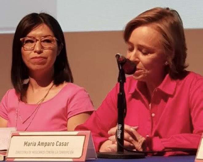 DavidVargasA18's tweet photo. El INAI, hizo contratos con periodistas. Nayeli Roldán de Animal Político recibió 324 mil 800 pesos del INAI.

Aquí Nayeli, con Amparo Casar: Su maestra.
RT👇 https://t.co/OnV7ksLPR0