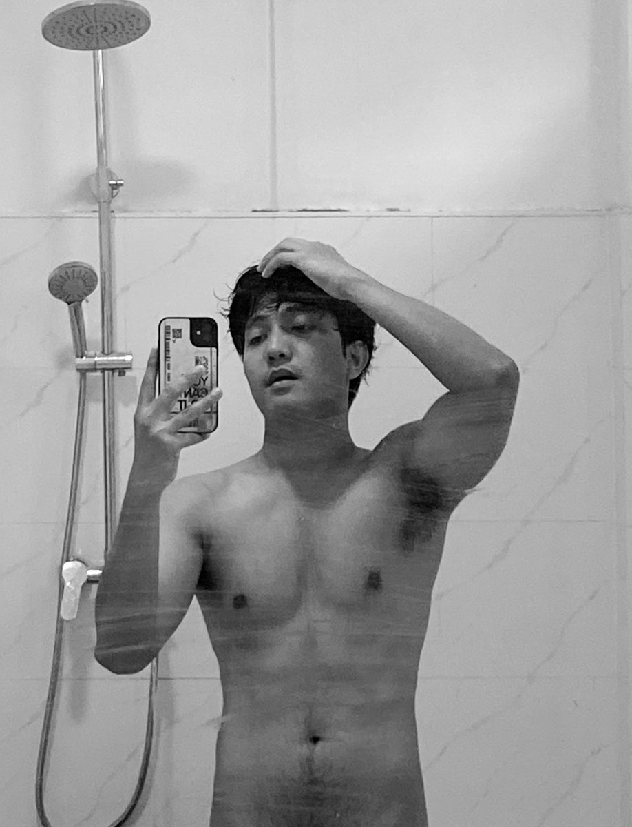 Midnight Shower 🚿