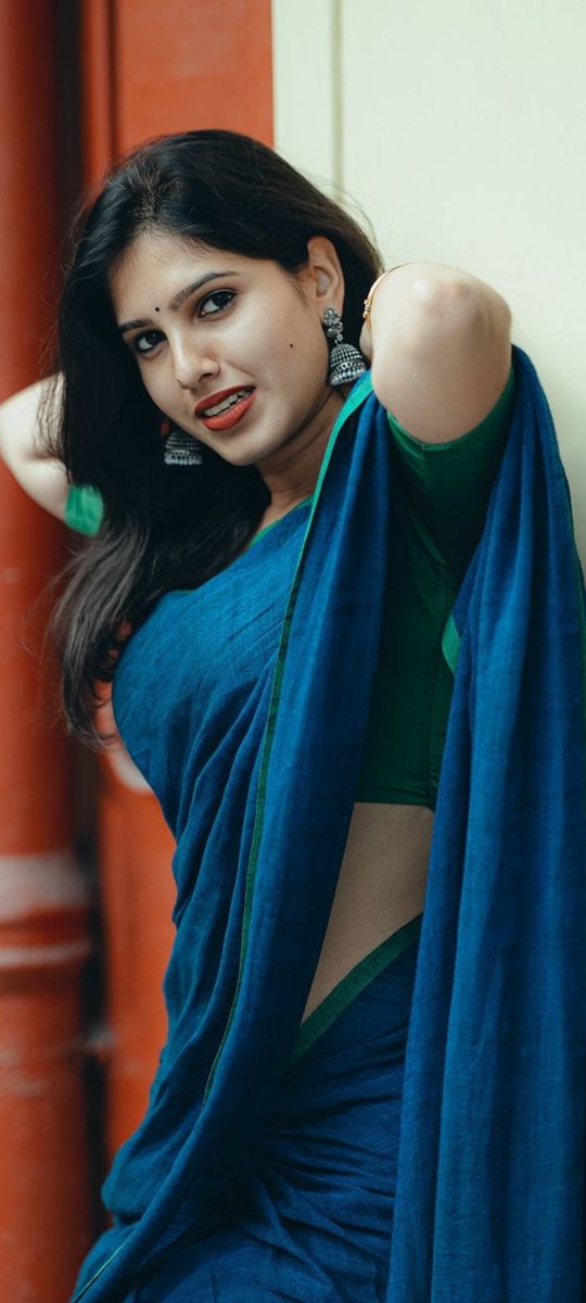 DpActress's tweet image. #bhoomica sexy back 🤤🔥