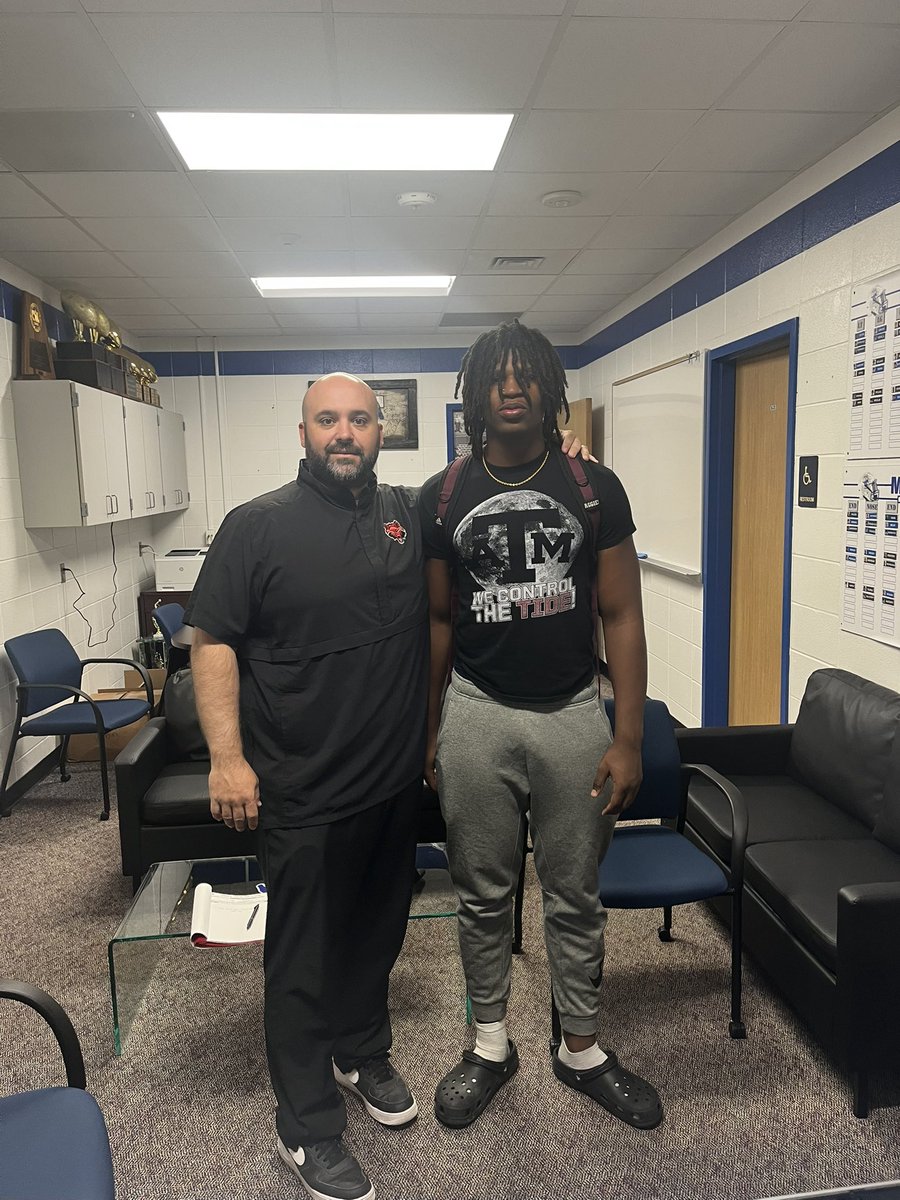 3⭐️Javion “boogie”garrett RB (@javion_garrett) on Twitter photo Thank you <a href="/CoachNickGrimes/">Nick Grimes</a> for coming to see me today <a href="/AStateFB/">Arkansas State Football</a> <a href="/cbabin4437/">Chris Babin</a> Thank you <a href="/CoachNickGrimes/">Nick Grimes</a> for coming to see me today <a href="/AStateFB/">Arkansas State Football</a> <a href="/cbabin4437/">Chris Babin</a>