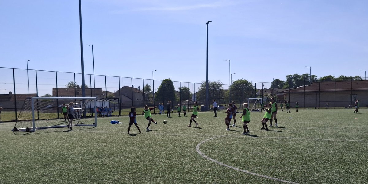 ASGBannerman's tweet image. Brilliant afternoon of #Girlsfootball ⚽️ @ComplexStepford
Big thanks & well done to all players, coaches & staff 👏👏 @Garrowhillps @CaledoniaPri @StFoA_PEPASS @StRoseOfLimaPS @OLPPrimary
@SunnysidePri & St Timothys
#teamwork #respect #effort #skills
@PEPASSGlasgow