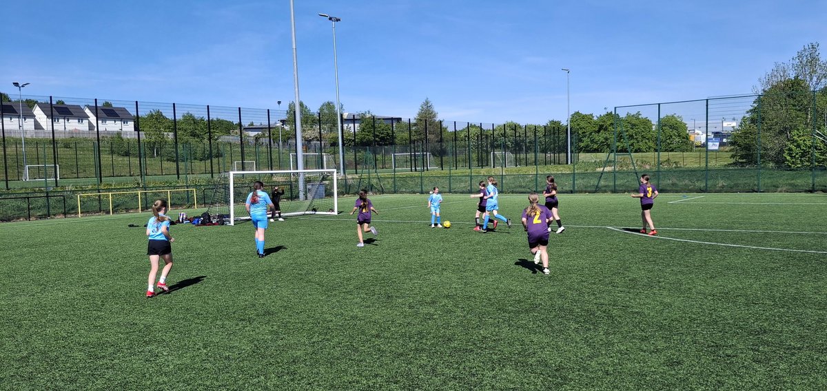 ASGBannerman's tweet image. Brilliant afternoon of #Girlsfootball ⚽️ @ComplexStepford
Big thanks & well done to all players, coaches & staff 👏👏 @Garrowhillps @CaledoniaPri @StFoA_PEPASS @StRoseOfLimaPS @OLPPrimary
@SunnysidePri & St Timothys
#teamwork #respect #effort #skills
@PEPASSGlasgow