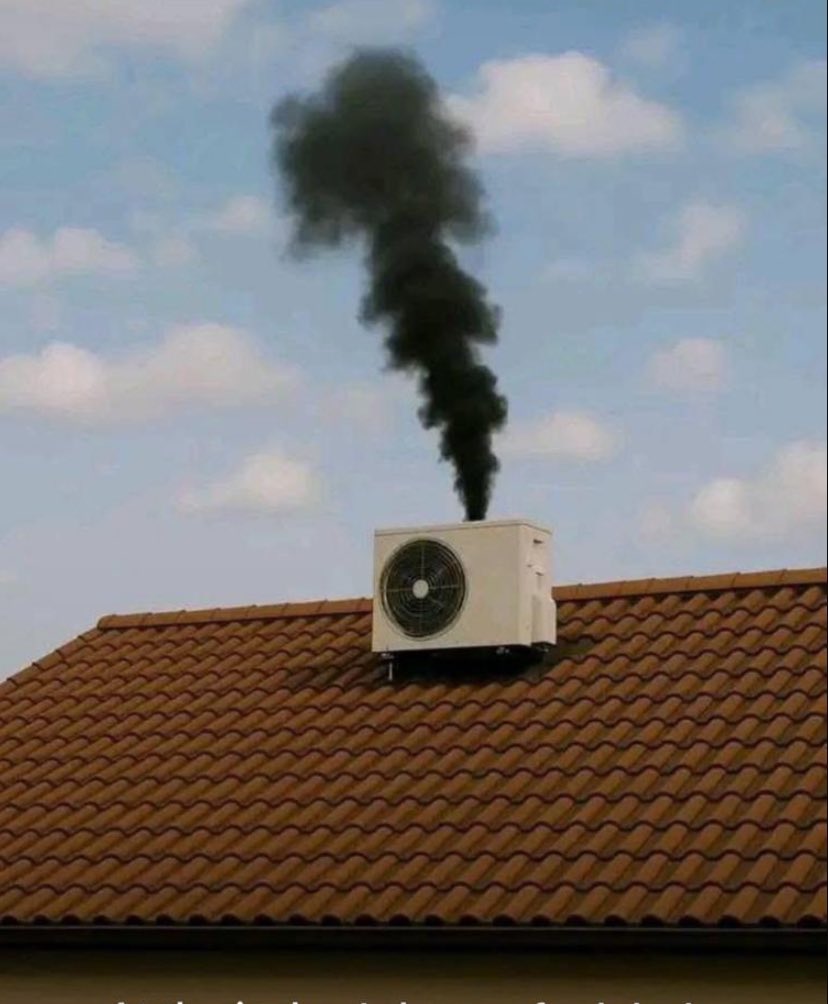 PromisedLand27's tweet image. At the inlaw’s house for lobola negotiations🤦🏽‍♂️. We try again tomorrow 🧐