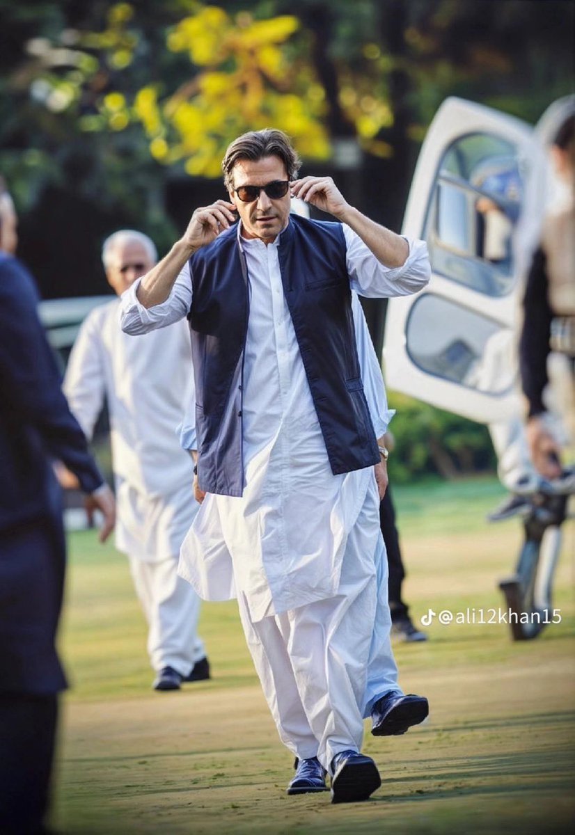 Youth Stand up, be bold, be strong.
Never give up 

#رہا_کرو_کپتان
<a href="/TeamVOP1/">Team VOP Official</a>
#YouthDemandsIKRelease