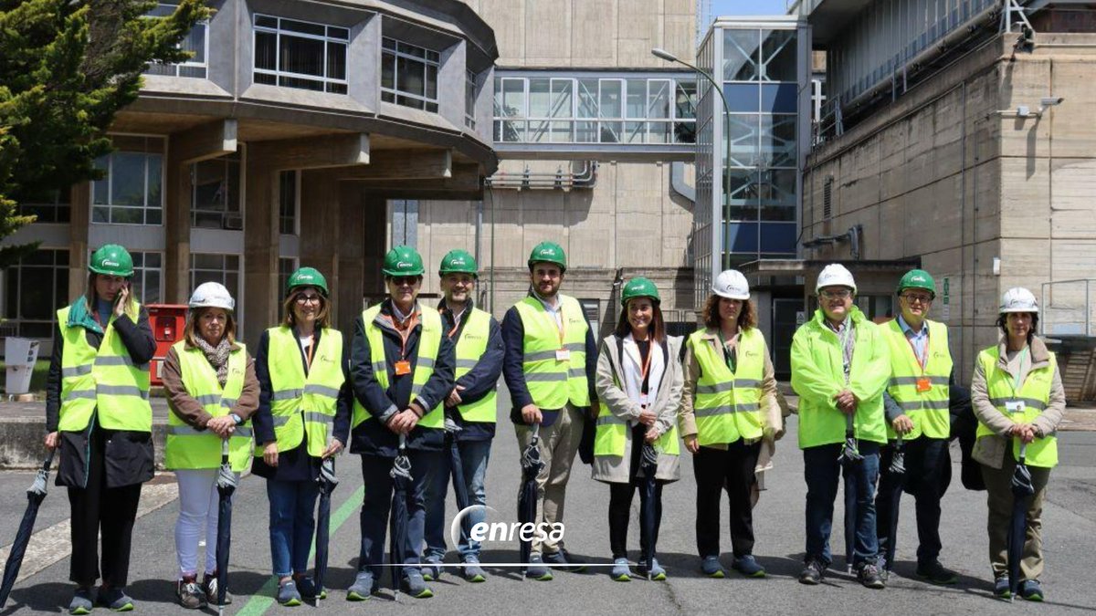 📢Senadores, integrantes de la Comisión de Transición Ecológica, junto a Olga García, presidenta de Enresa han visitado hoy la C. N Santa Mª de Garoña para conocer el avance de la primera fase del proceso de desmantelamiento de la instalación.

+ info enresa.es