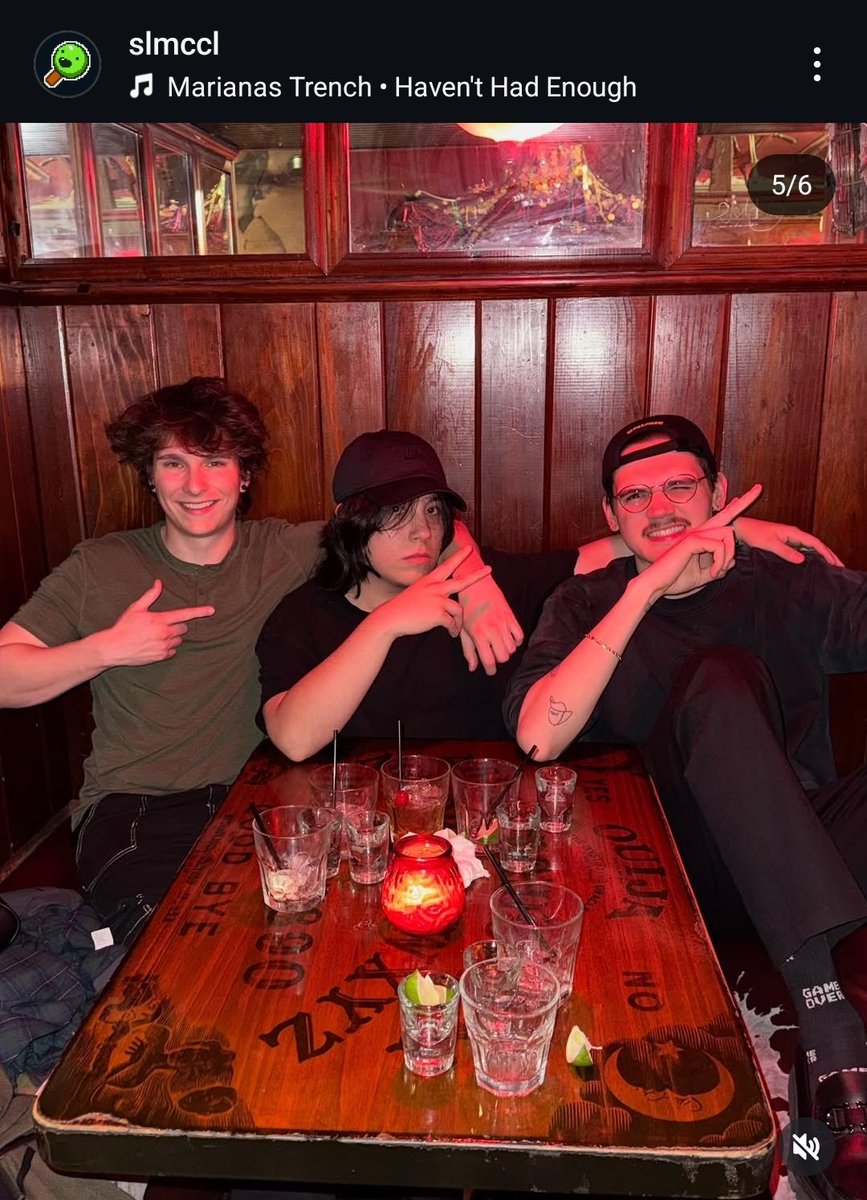 ➡️ ¡Quackity aparece en el post de Instagram de @/slmccl!