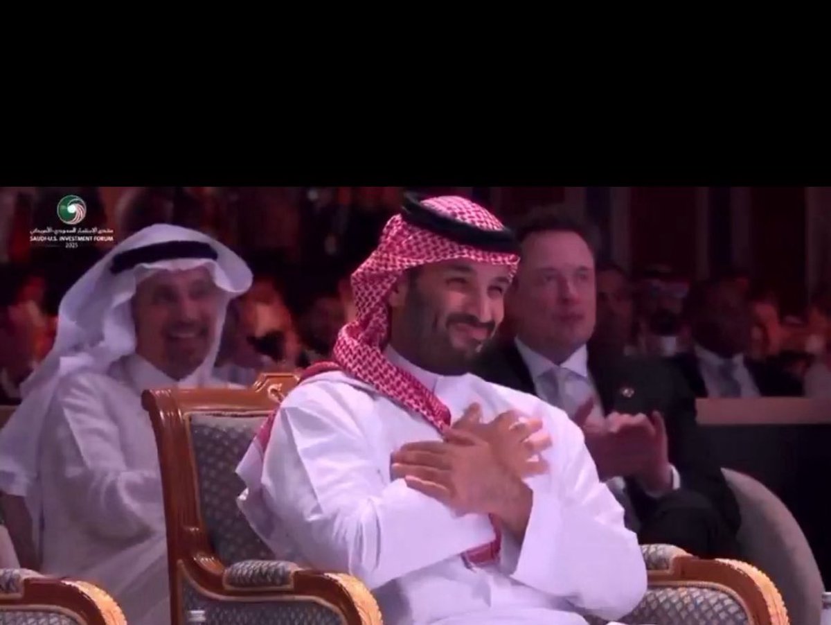 sms_106's tweet photo. الله يديم هالفرحة 🇸🇦💚💚
ويحفظ بلادنا وبلاد المسليمن اجمعين يارب العالمين 

 #القمة_السعودية_الأمريكية https://t.co/HyxfFvTU4O