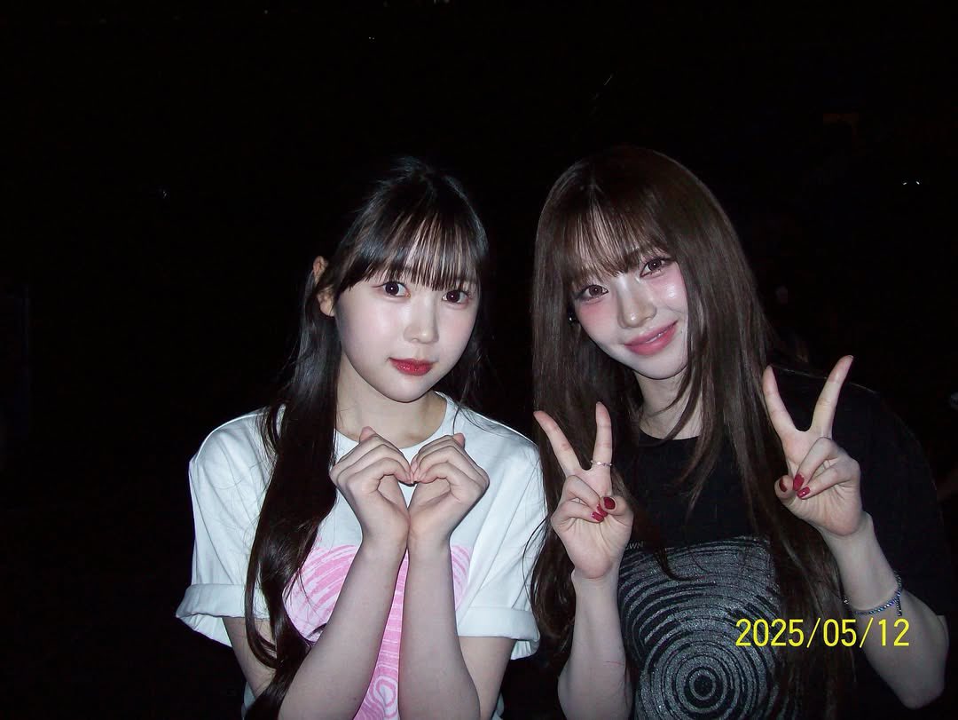 aespa カリナ、後輩 #HEARTS2HEARTS とツーショット撮影（SMTOWN LIVE