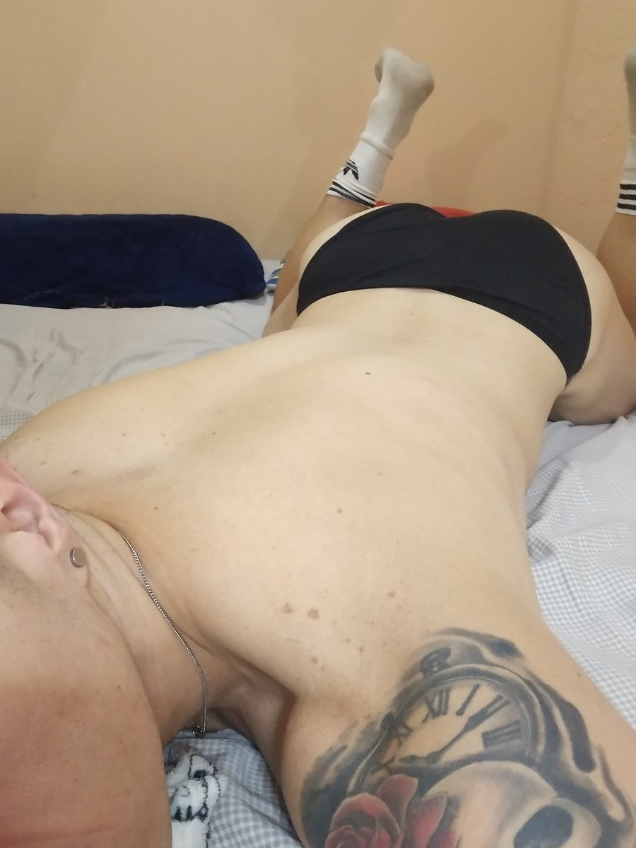 Quiero que me abras el culo 🍑