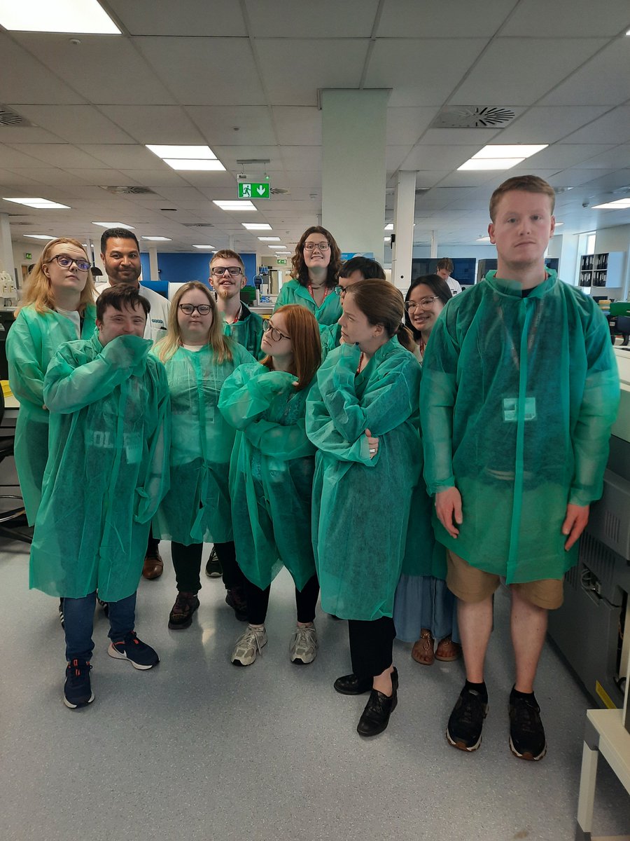 IDTCD's tweet image. Another fantastic day of workshops today. Thank you to @ICONplc for giving us a fascinating insight into pharmaceutical research and testing. We were treated to a unique tour of the ICON lab and got some tips and advice from our graduate Sophie who co-delivered the workshop.