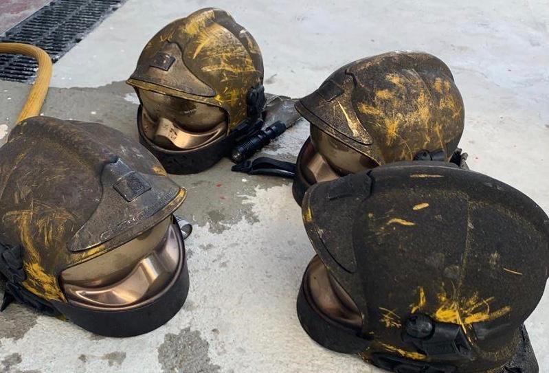 🆘 Encierro Bombero Mlg 🚒 (@encierrobombmlg) on Twitter photo El <a href="/malaga/">Ciudad de Málaga</a> @ppaytomalaga desvía los fondos de Bomberos a gastos generales. Como consecuencia:
- No se realiza una descontaminación de los equipos de fuego adecuada ❌🧽
- Nos exponen a sustancias cancerígenas ☠️
- No nos realizan desde hace más de una década revisiones médicas El <a href="/malaga/">Ciudad de Málaga</a> @ppaytomalaga desvía los fondos de Bomberos a gastos generales. Como consecuencia:
- No se realiza una descontaminación de los equipos de fuego adecuada ❌🧽
- Nos exponen a sustancias cancerígenas ☠️
- No nos realizan desde hace más de una década revisiones médicas