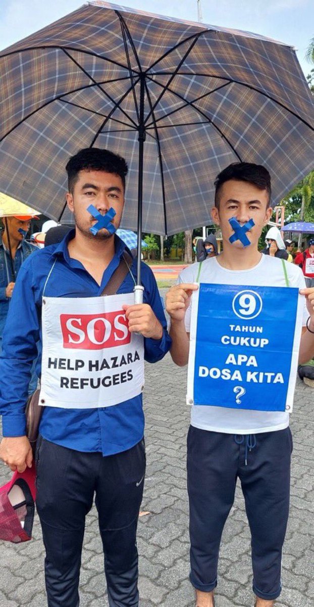 Omid_Jafari's tweet photo. The Hazara people have been compelled to migrate as a result of the genocide. Thousands of Hazara refugees are stuck in Indonesia. It's time to end the hostage crisis after thirteen years. They must resettle in Australia, Canada, the USA, the UK, NZ or Germany. #End13YearsInLimbo_Indonesia
@un_indonesia @UNHCRAfg @hrw @Refugees @UNmigration @IOMIndonesia