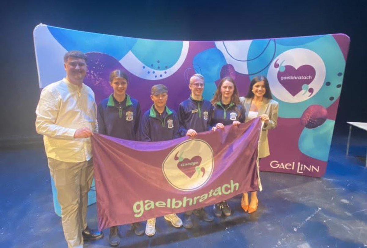 Coláiste Mhuire BÁC (@colaistemhuiret) on Twitter photo Comhghairdeas lenár gCoiste Gaeilge ar a bronnadh brat orthu inniu don obair ar fad atá déanta acu i rith na bliana chun an Ghaeilge a chur chun cinn. Is an obair chrua, leanúnach & a ndíograis dár dteanga, dár n-oidhreacht agus dár gcultúr ba chúis lena rath <a href="/Gaelbhratach_/">Gaelbhratach</a> Comhghairdeas lenár gCoiste Gaeilge ar a bronnadh brat orthu inniu don obair ar fad atá déanta acu i rith na bliana chun an Ghaeilge a chur chun cinn. Is an obair chrua, leanúnach & a ndíograis dár dteanga, dár n-oidhreacht agus dár gcultúr ba chúis lena rath <a href="/Gaelbhratach_/">Gaelbhratach</a>