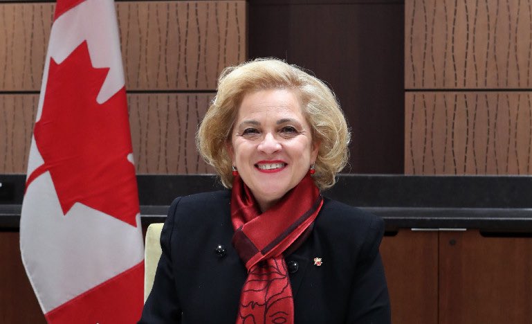 arshamparsi's tweet photo. Congratulations to Hon. Lena Metlege #Diab on her role as the Minister of #Immigration, #Refugee and #Citizenship #Canada. Looking forward to working with you on the status of refugees and private sponsored appl and not only saving their lives but granting them a new chance https://t.co/GAUSFTbUFz