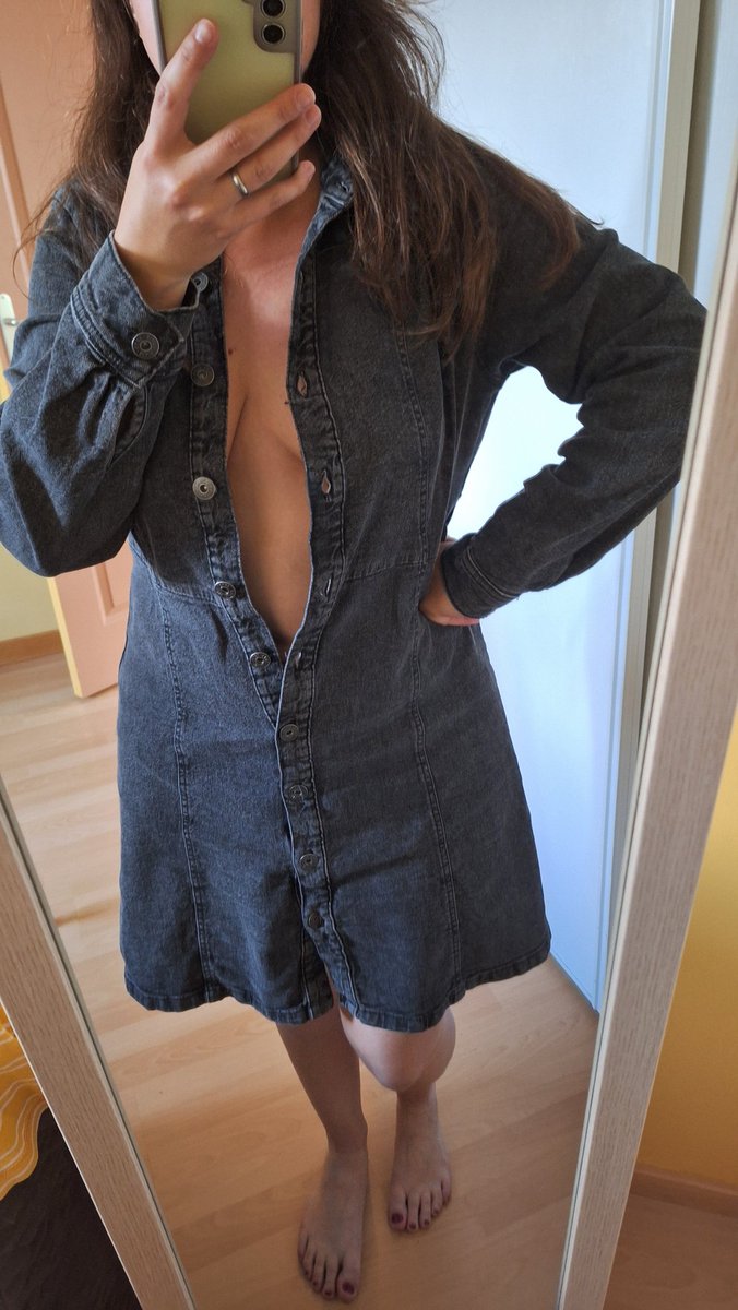 Un #MardiMiroir en rentrant du travail 
Que penses-tu de ma tenue du jour ?

⤵️⤵️⤵️ pour la version #MardiSextoy
beacons.ai/miss_melibee_

 #boobs #NGOT #NGY44 #Y44

<a href="/OrgasmicGroup/">Virtual Orgasmic Group 22k 🔞</a> 
<a href="/PartageDefiHot/">PartageDéfiHot</a> 
<a href="/VirtuAss/">VirtuaOFF 🍑✨</a>
<a href="/Body_Art_be_fr/">Sex and Body Art 😏</a>
<a href="/lafrancecoquine/">La France Coquine</a> 
<a href="/DLingeriesexy/">🌶DLingeriesexy🌶</a>