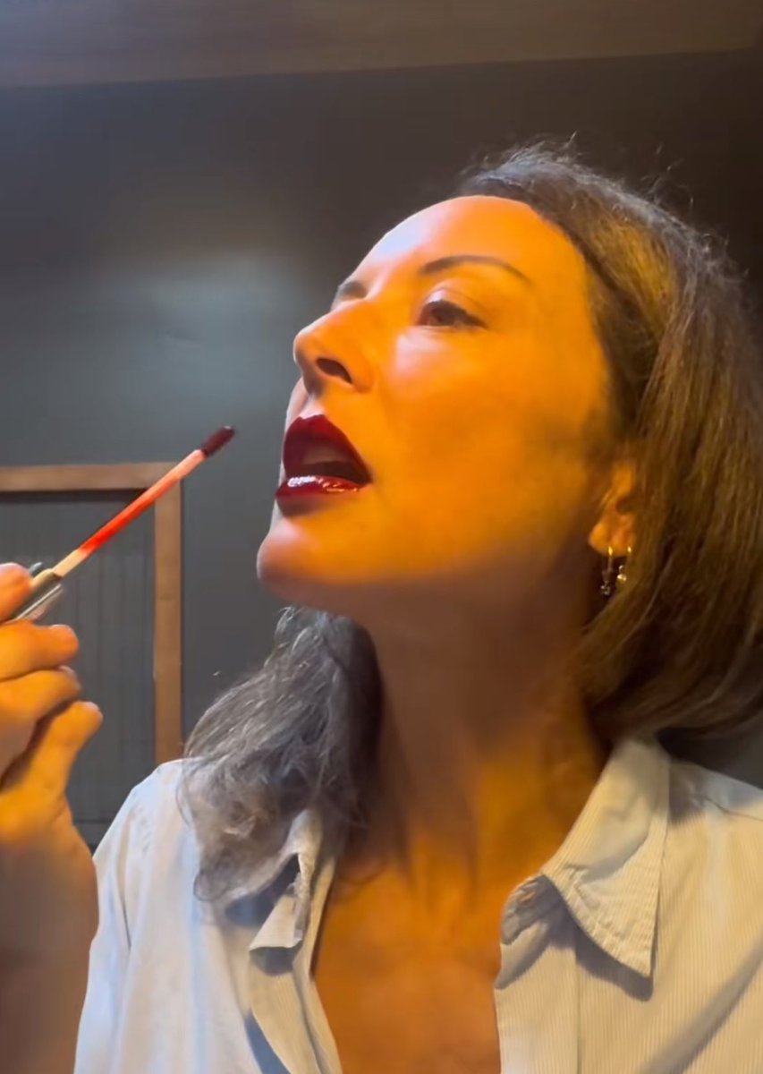 lola glaudini the woman that you are