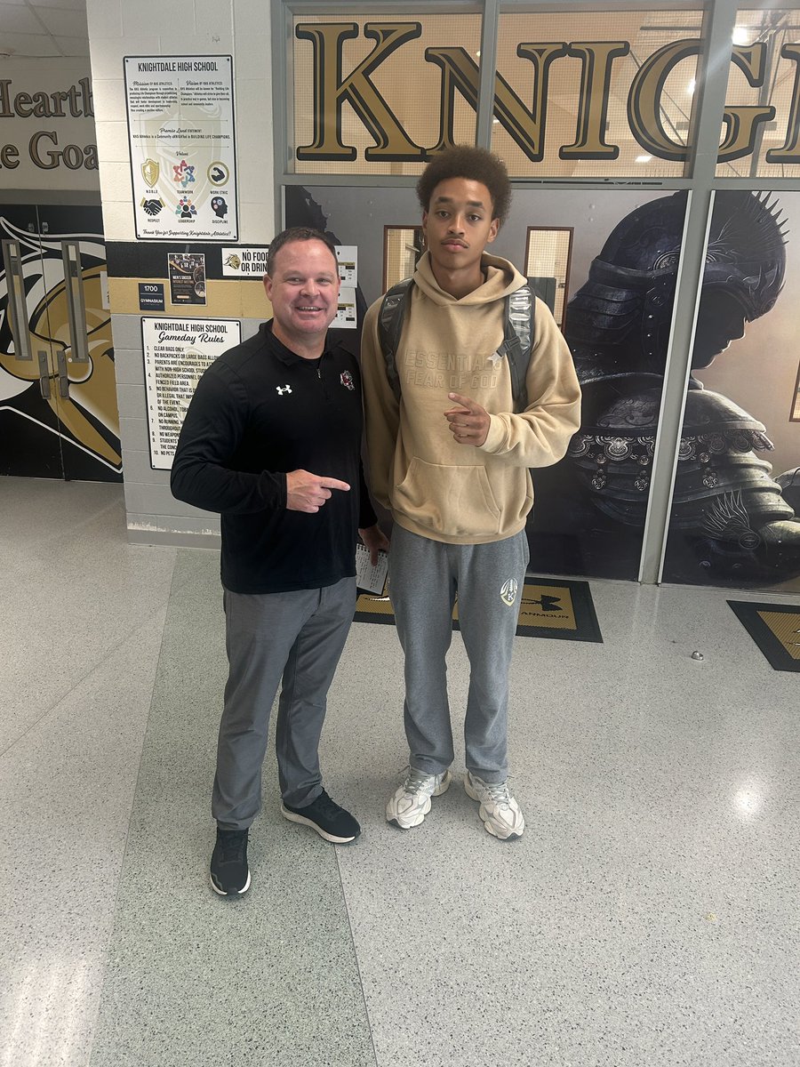 Dawson Mack (@dawsonmack_) on Twitter photo Thank you <a href="/CoachBennett_/">Pete Bennett</a> for stopping by. Had a great time speaking with you! Looking forward to coming out this summer! <a href="/coachpoohward/">James Pooh Ward</a> <a href="/RonaldCIII/">RC</a> <a href="/CoachMJohnson__/">Marcell Johnson</a> Thank you <a href="/CoachBennett_/">Pete Bennett</a> for stopping by. Had a great time speaking with you! Looking forward to coming out this summer! <a href="/coachpoohward/">James Pooh Ward</a> <a href="/RonaldCIII/">RC</a> <a href="/CoachMJohnson__/">Marcell Johnson</a>