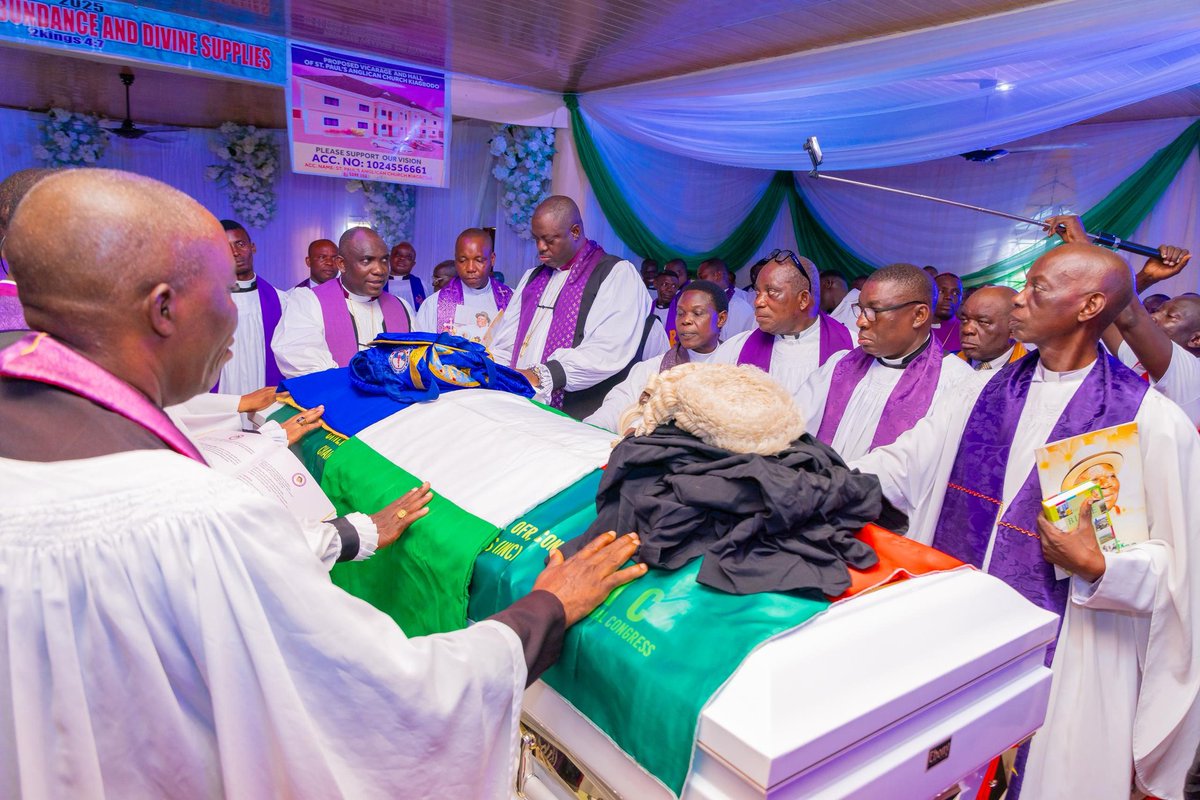 kundad001 (@kundad001) on Twitter photo President of the Senate, <a href="/Senator_Akpabio/">Godswill Obot Akpabio, GCON</a>, today attended the funeral ceremony in honour of the late Niger Delta Leader, Pa Edwin Clark, in Delta State. President of the Senate, <a href="/Senator_Akpabio/">Godswill Obot Akpabio, GCON</a>, today attended the funeral ceremony in honour of the late Niger Delta Leader, Pa Edwin Clark, in Delta State.