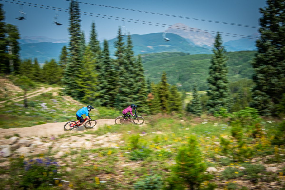 Just one month to go until the Crested Butte Mountain Resort bike park opens! Who's ready to hit the trails?!  🚵

Visit the link below to reserve your bike rental, explore upcoming events, and discover more. ✨

skicb.com/plan-your-trip…