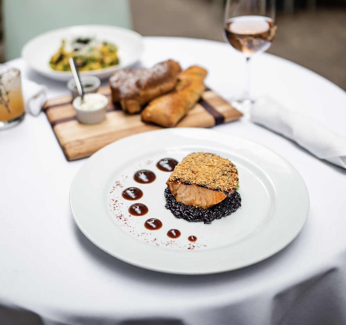 This, and a perfect patio evening. ☁️🥂