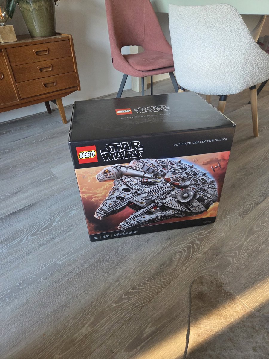 NotZulaa's tweet image. I have absolutely no space to display this but I did a thing