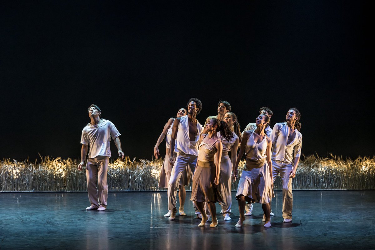 🎭Curtain Call Reviews🎭 (@curtain_callrev) on Twitter photo Out at <a href="/brumhippodrome/">Birmingham Hippodrome</a> tonight for <a href="/CAcostaOfficial/">Carlos Acosta CBE</a> Cuban Eclectico …..review to follow #gifted #CurtainCallReviews
📸 Johan Persson Out at <a href="/brumhippodrome/">Birmingham Hippodrome</a> tonight for <a href="/CAcostaOfficial/">Carlos Acosta CBE</a> Cuban Eclectico …..review to follow #gifted #CurtainCallReviews
📸 Johan Persson