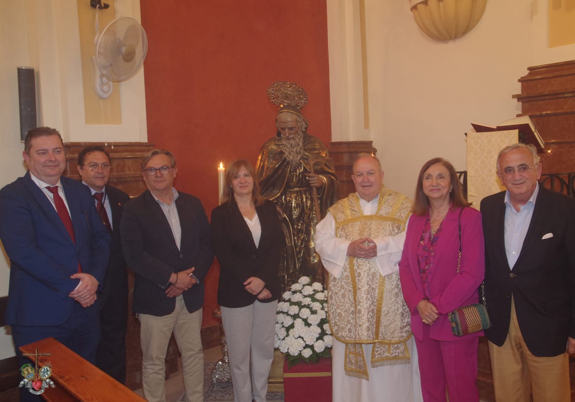 Agradecemos al Colegio de Administradores de Fincas (<a href="/CAFMalagaES/">CAF Málaga</a>) su asistencia corporativa y a D. Ángel García Vidal (<a href="/AngelGarciVidal/">Angel García Vidal</a>) en representación del Colegio de Ingenieros de Caminos, Demarcación de Andalucía, Ceuta y Melilla (<a href="/CICCPDemAndaluc/">CICCP Andalucia</a>).

#LasPenas #CofradíasMLG