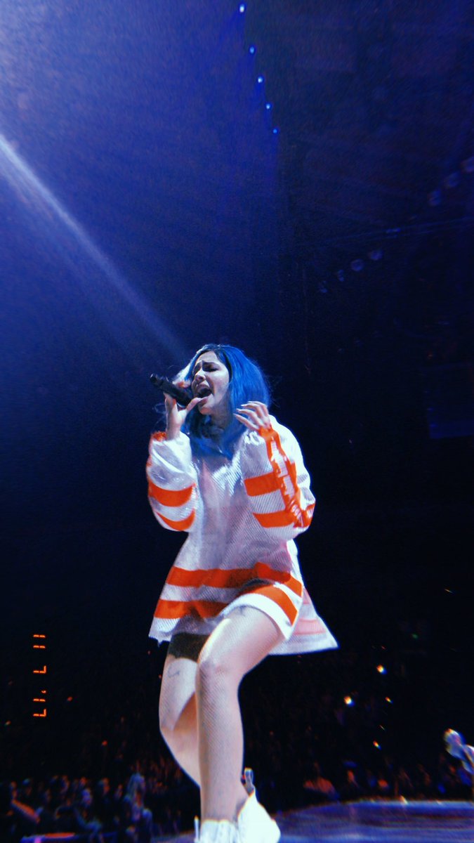 alexa_oslowski's tweet photo. 10 years of seeing (&amp; loving) Halsey continues tomorrow in LA 🌀✨💖 #ForMyLastTrickTour https://t.co/aJtvE1BCDc