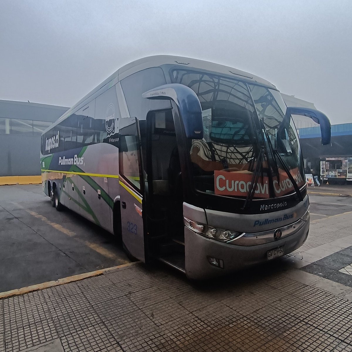 termoceleste24's tweet photo. Más que aprobado el nuevo servicio de Pullman Bus costa en el tramo de Santiago - Curacaví.  Obviamente que van a ir agarrando pasajeros de a poco, pero en tema de máquinas y comodidad, nada que decir. 

Paliza total a las demás empresas en ese aspecto 🚎. 

#Curacavi #Pullmanbus https://t.co/JD0cuMgW21