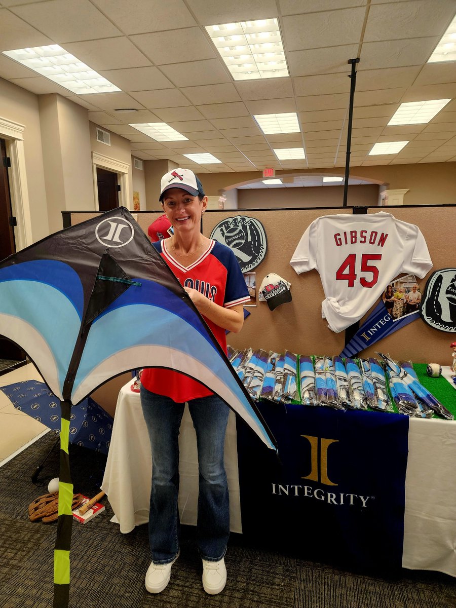 IntegrityMG's tweet image. Welcome to spring with Integrity Dancing Kites! 🪁 We are celebrating warmer weather by spending more time outdoors — thank you to the Integrity family for sending in your photos! ☀️
 
#IntegritySpringTraining #2025SpringTraining #IntegrityFamily #Integrity #ComplianceTraining