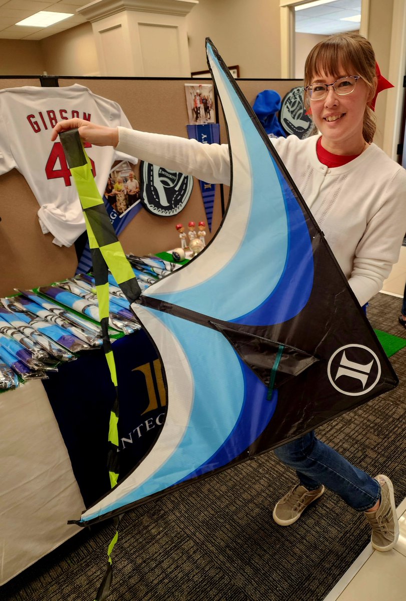 IntegrityMG's tweet image. Welcome to spring with Integrity Dancing Kites! 🪁 We are celebrating warmer weather by spending more time outdoors — thank you to the Integrity family for sending in your photos! ☀️
 
#IntegritySpringTraining #2025SpringTraining #IntegrityFamily #Integrity #ComplianceTraining