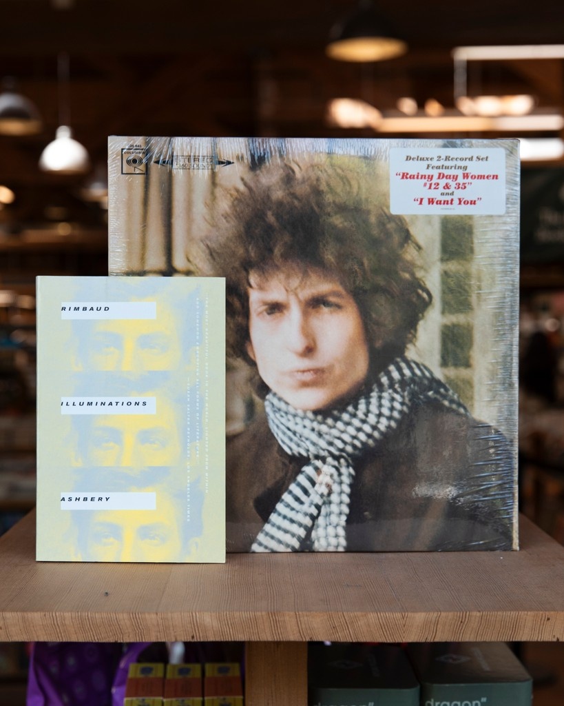 ElliottBayBooks's tweet image. If you like this album, read this book! 🎧️🎶
Folklore ➡️ Great Big Beautiful Life
IGOR ➡️ Real Life
Blonde on Blonde ➡️ Illuminations
Fleetwood Mac ➡️ Daisy Jones & the Six
#musicrecommendation #bookrecommendation #indiebookstore #elliottbaybookcompany