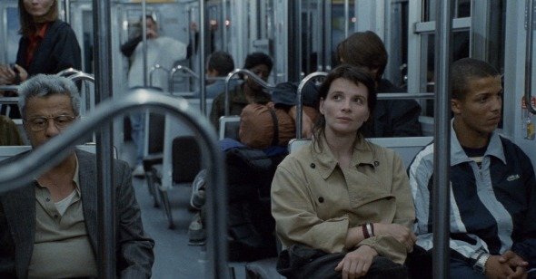 mubinotebook's tweet photo. "It’s an odd mannerism for an actress admired for her dramatic prowess, her fine gauging of emotions, her autopilot of composed sensuality. Is it a nervous tick? A facade? A meaningless gesture of approval? Juliette Binoche has starred in multiple films practically every year since her debut in 1983; she is the most celebrated (and highest paid) contemporary French actress, a Hollywood dabbler, a dancer, painter, sex symbol—but how to make sense of that laugh?"

Revisit @bealoayza on the beguiling career Juliette Binoche: https://t.co/Ij4jjs2jOw