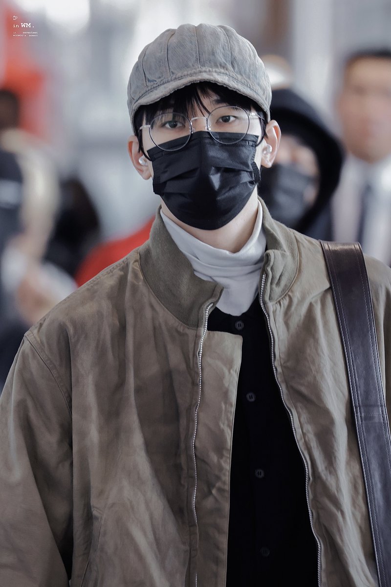 작년 11월말 마마 갓을때?인가바
호시군 갤러리 거슬러올라가신거 너무감사하시다