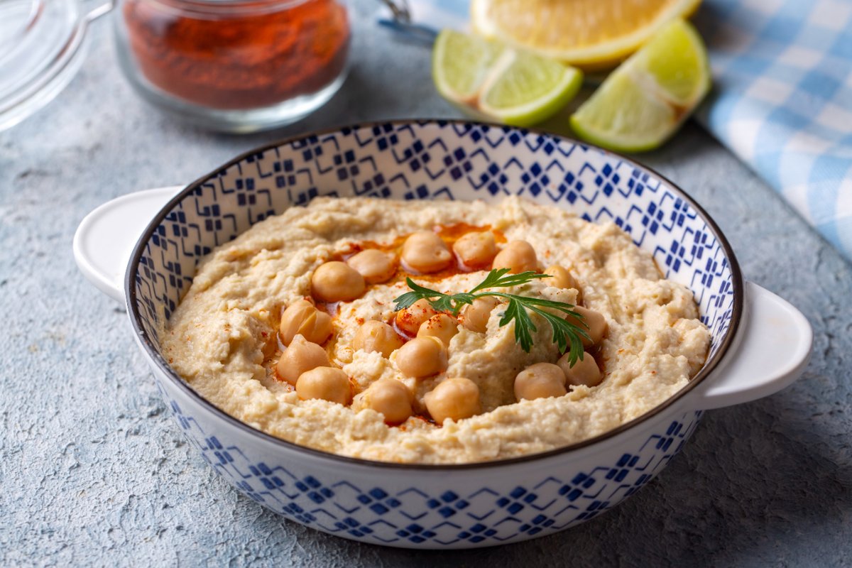 El hummus es una opción ideal para un aperitivo o cena ligera y sabrosas💪🏻

Eso sí, con garbanzos de <a href="/LEGUMBRECALIDAD/">LEGUMBRES DE CALIDAD</a>:
💛 Garbanzo de Fuentesaúco IGP
💛 Garbanzo de Pedrosillo MG