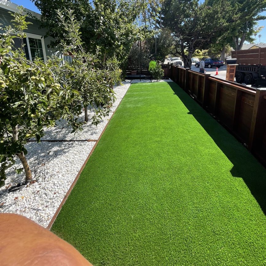 ColoresTree's tweet image. Are you tired of mowing and watering? Let me give your yard a clean, green look with low-maintenance, long-lasting turf installation. Send me a message for an estimate.
#TurfInstallation #ColoresTreeService
treeservicesaromas.com/turf-installat…