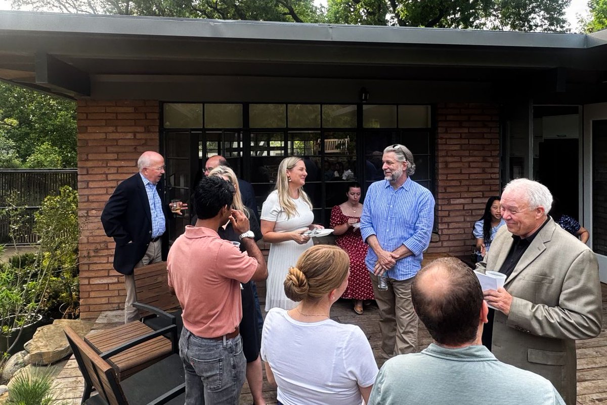 Simmons School of Education & Human Development tweet media